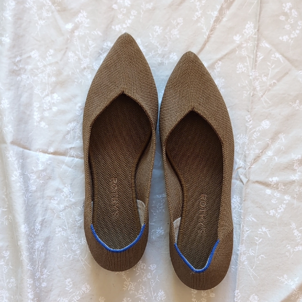 Rothy's Pointed Flat Portebello Size 9